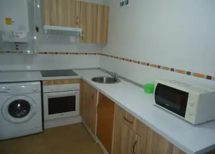 Alquiler de apartamento de un dormitorio en zona residencial planta baja en Manzanares