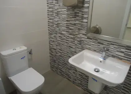 Alquiler de local comercial totalmente nuevo en Manzanares