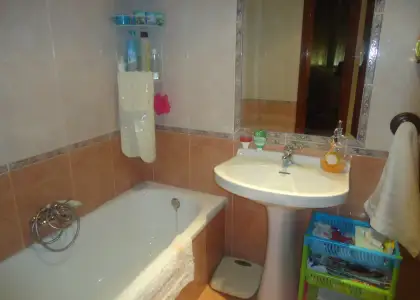 Alquiler de piso de cuatro dormitorios con garaje y trastero en Manzanares