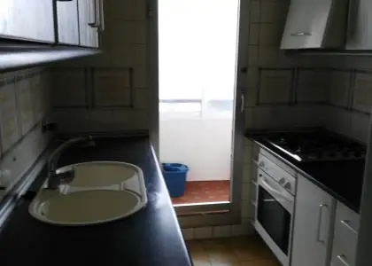 Alquiler de piso de cuatro dormitorios en planta baja con garaje en Manzanares