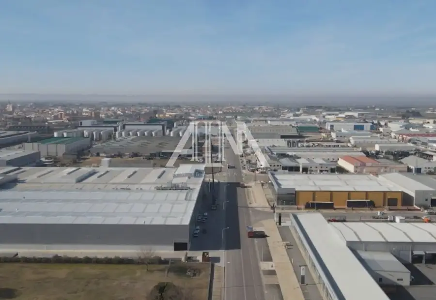 Alquiler Nave Industrial PolÃ­gono, Manzanares en Manzanares