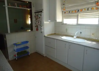 Casa adosada de cuatro dormitorios en zona residencial en Manzanares