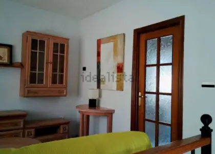 Casa-apartamento independiente en venta muy centrica en Manzanares