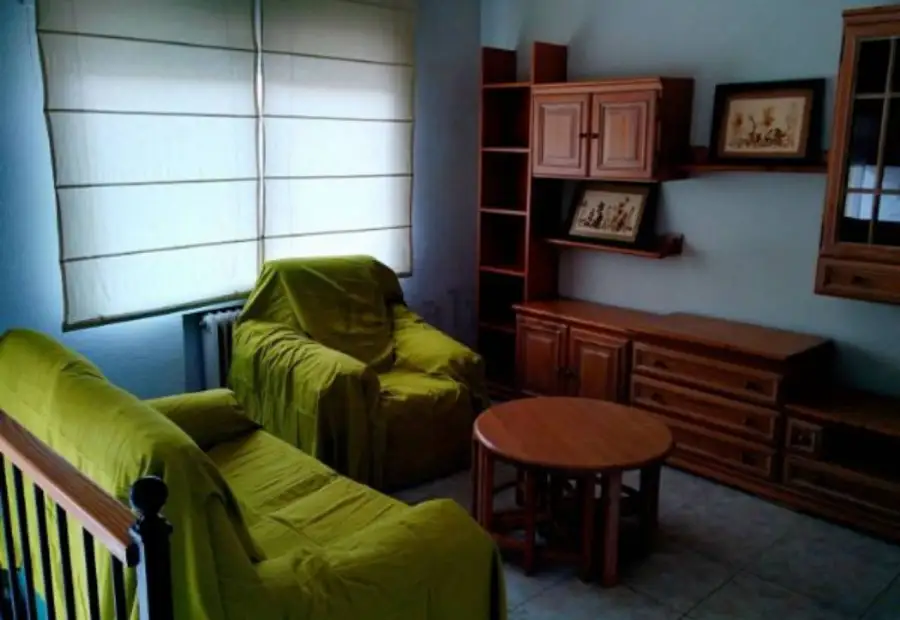 Casa-apartamento independiente en venta muy centrica en Manzanares