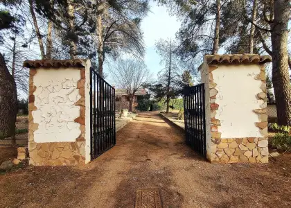 Casa/Chalet Parcela 26.800 m2 en Argamasilla de Calatrava