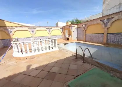 Casa/Chalet pareado En Venta Calle Carrera de San Jerónimo, Tomelloso en Tomelloso