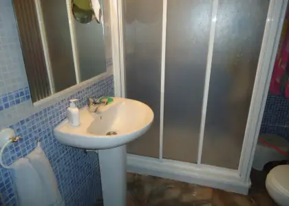 Casa de dos plantas en zona nuevo centro de salud en Manzanares