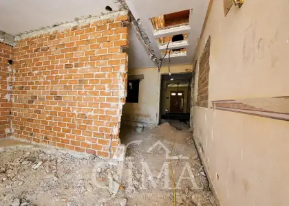 Casa de planta baja con parcela de 360 m² y reforma iniciada en Tomelloso