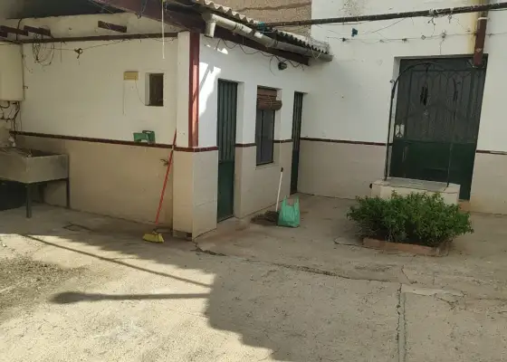 Casa de pueblo para rehabilitar en Almodóvar del Campo