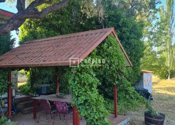 Casa en venta en Sacedón, Guadalajara