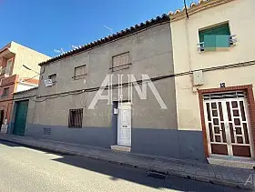 Casa Venta Hogar del Pensionista, Manzanares