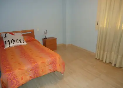 Duplex de 2 dormitorios centrico. Seminuevo. en Manzanares