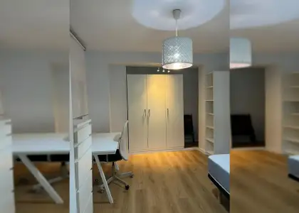 Habitación en un piso compartido de 2 dormitorios en alquiler en el Centro Histórico, ideal para profesionales. en Almería
