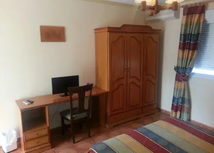 Hotel en Valdepeñas, Carretera Moral en Valdepeñas