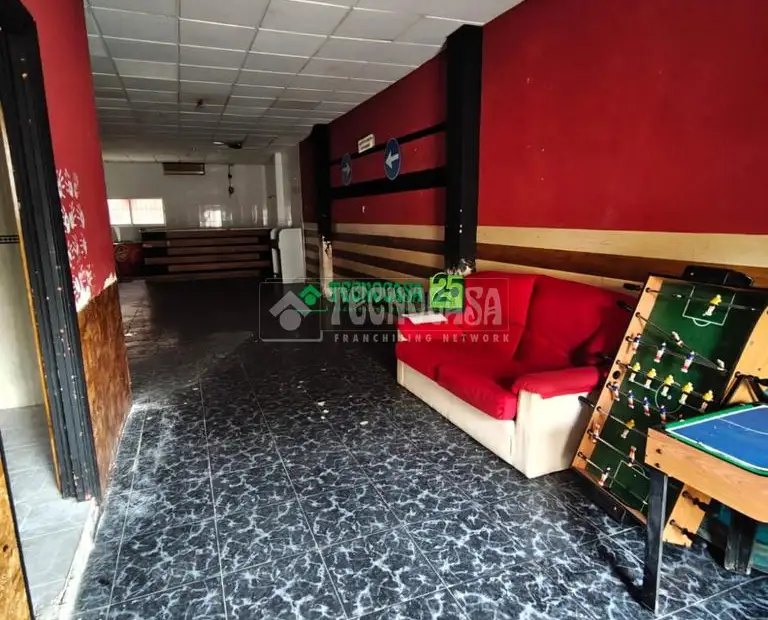 Local comercial en venta en Bargas - Bargas, 66.000 €, 127 m2, ref. 633603 en Bargas