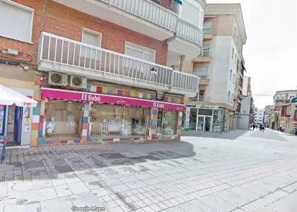 Local en Alquiler en calle Velez en Puertollano