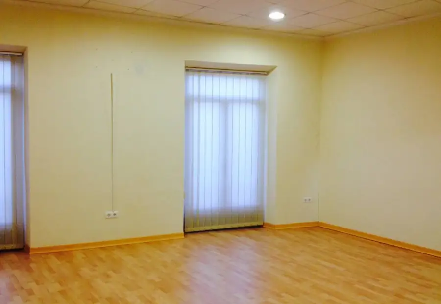 local oficina de nueva construcción en alquiler en Manzanares