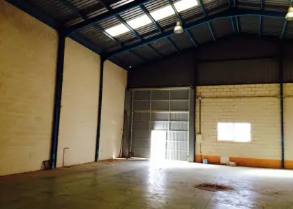Nave industrial en alquiler en Manzanares