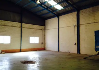 Nave industrial en alquiler en Manzanares