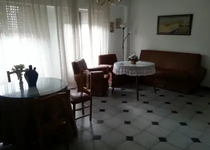 Piso centrico de 3 dormitorios. Conservado. en Manzanares