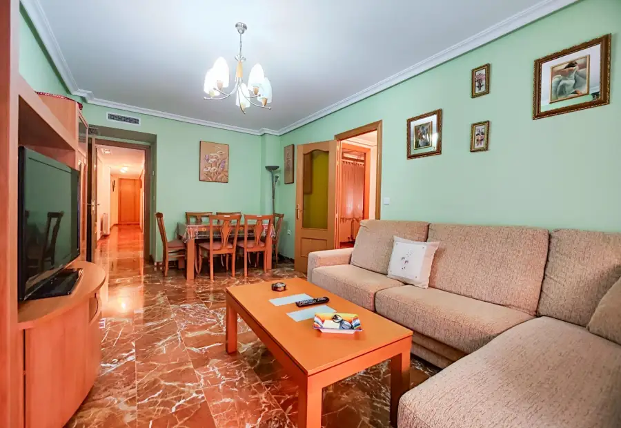 Piso con Plaza de Aparcamiento, Paseo San Gregorio. en Puertollano