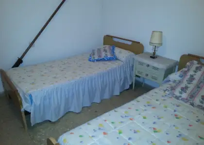 Piso de 2 domitorios en venta. Necesita reformas en Manzanares