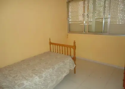 Piso de 2 dormitorios en venta. en Manzanares