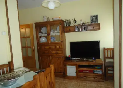 Piso de 2 dormitorios en venta seminuevo amueblado en Manzanares