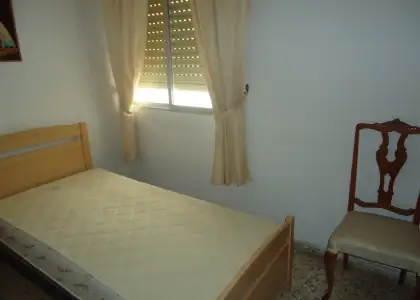 Piso de 3 dormitorios. A pocos metros del centro. Conservado. en Manzanares