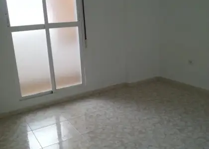 Piso de 3 dormitorios. A pocos metros del centro. Luminoso. en Manzanares