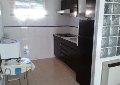 Piso de 3 dormitorios. Amueblado. en Manzanares