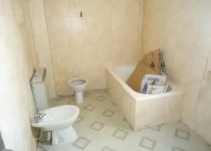 Piso de 3 dormitorios. Conservado. Totalmente céntrico. en Manzanares