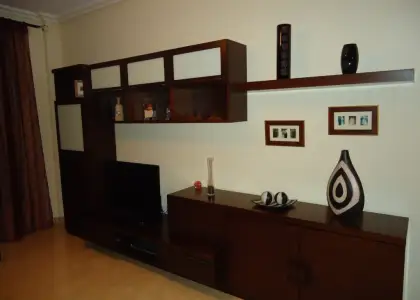 Piso de 3 dormitorios. Seminuevo. Con garaje. en Manzanares