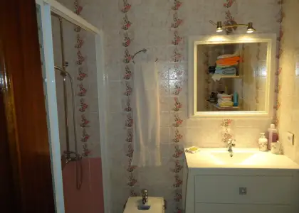 Piso de 3 dormitorios. Totalmente centrico. en Manzanares