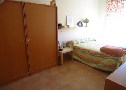 Piso estupendo de 2 dormitorios centrico seminuevo en Manzanares