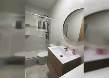 Se alquila habitación en piso compartido de 3 habitaciones en Murcia solo para estudiantes. en Murcia