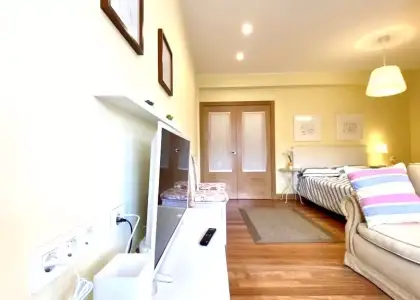 Se alquila habitación en piso compartido de 5 habitaciones en Basurtu, gastos incluidos. en Bilbao