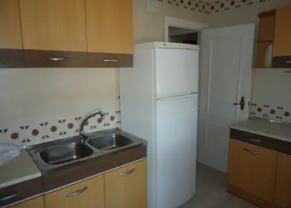 Se alquila piso de 3 dormitorios en buen estado en n.Manzanares en Manzanares