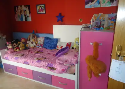 Se vende adosado de tres dormitorios en zona cercana al centro en Manzanares