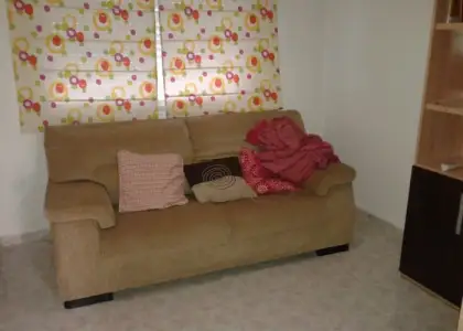 Se vende casa adosada completamente amueblada de cuatro dormitorios en zona residencial en Manzanares