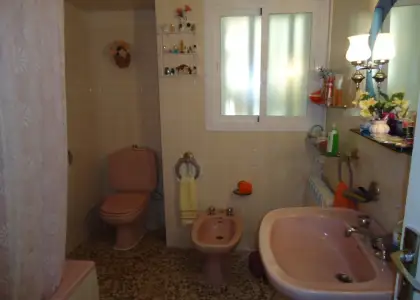Se vende casa de seis dormitorios en zona centro en Manzanares