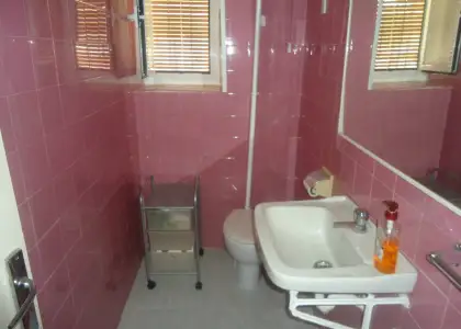 Se vende casa de tres dormitorios en zona divina pastora en Manzanares