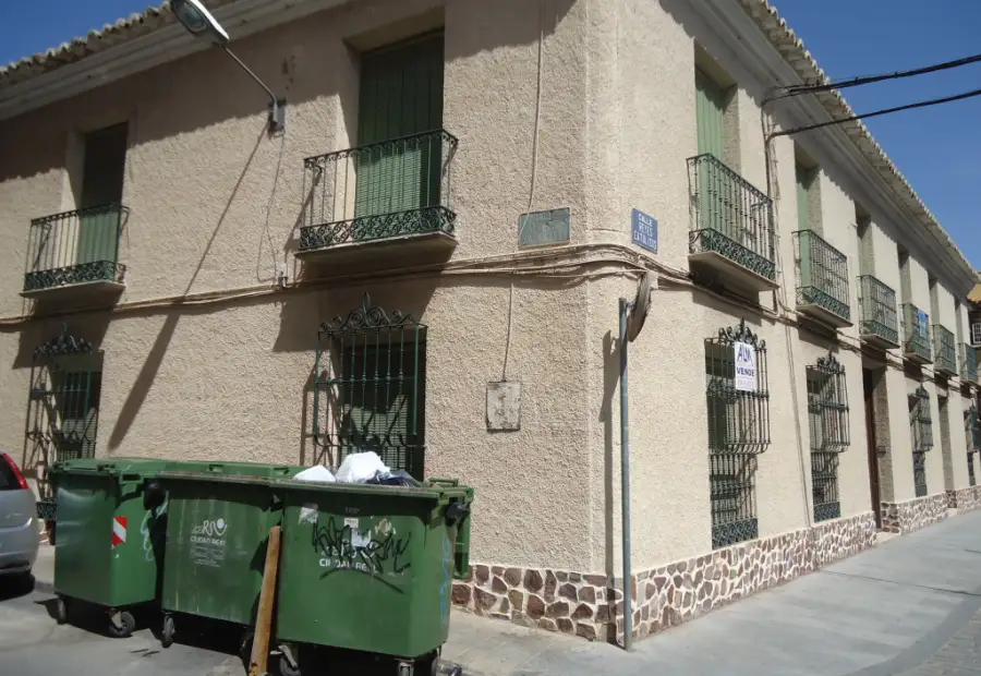 Se vende casa en zona casco antiguo en Manzanares