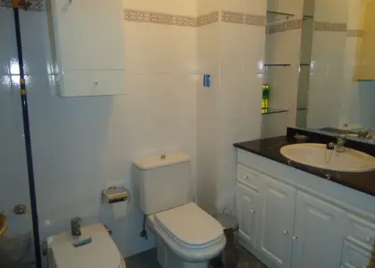 Se vende piso completamente amueblado de dos dormitorios en zona centrica en Manzanares
