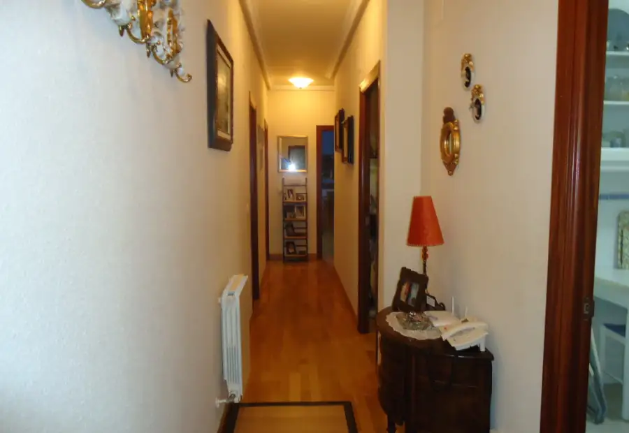 Se vende piso de cuatro dormitorios en zona centro en Manzanares