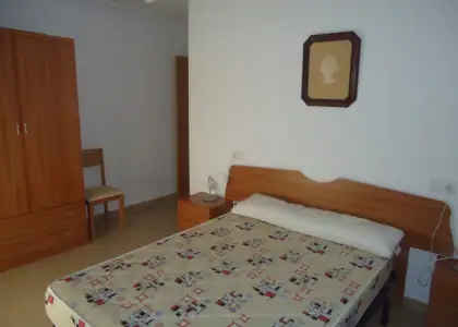 Se vende piso de dos habitaciones en buen estado. en Manzanares