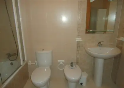 Se vende piso de dos habitaciones en buen estado. en Manzanares