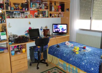 Se vende piso de tres dormitorios en nuevo Manzanares en Manzanares
