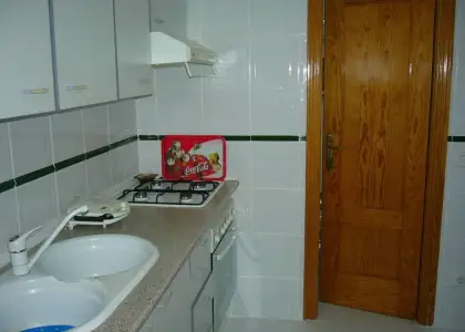 se vende piso seminuevo amueblado en Manzanares