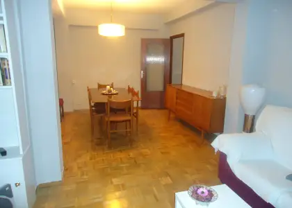 Se vende piso totalmente centrico de cuatro dormitorios en Manzanares